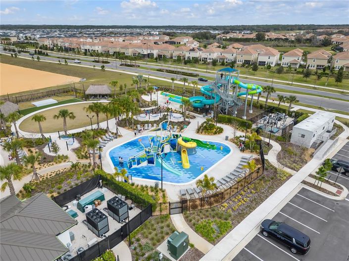 Image No.45-5 Bed Townhouse for sale