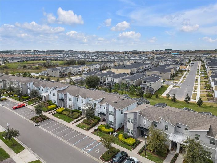 Image No.49-5 Bed Townhouse for sale