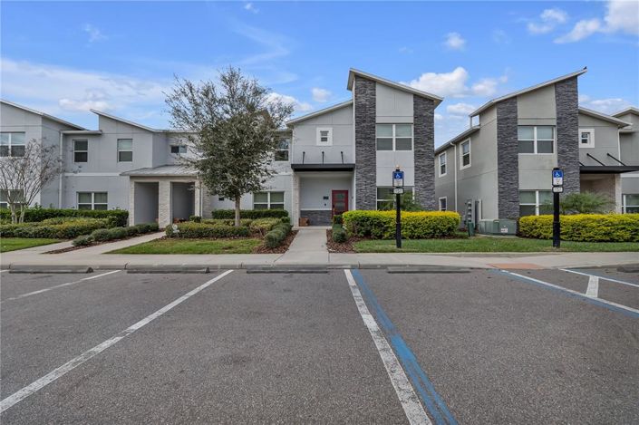 Image No.56-5 Bed Townhouse for sale