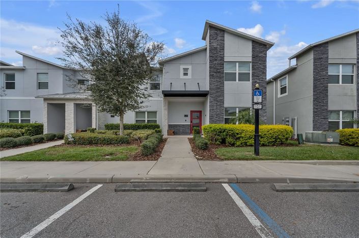 Image No.62-5 Bed Townhouse for sale