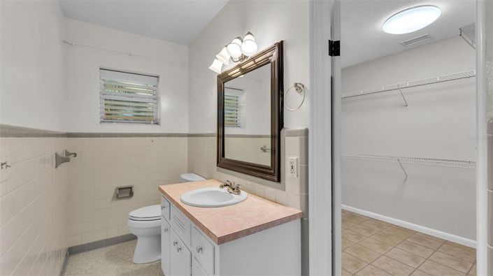 Image No.50-3 Bed Property for sale