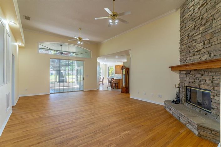 Image No.7-Propriété de 4 chambres à vendre à Kissimmee