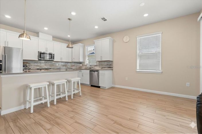 Image No.13-4 Bed Property for sale