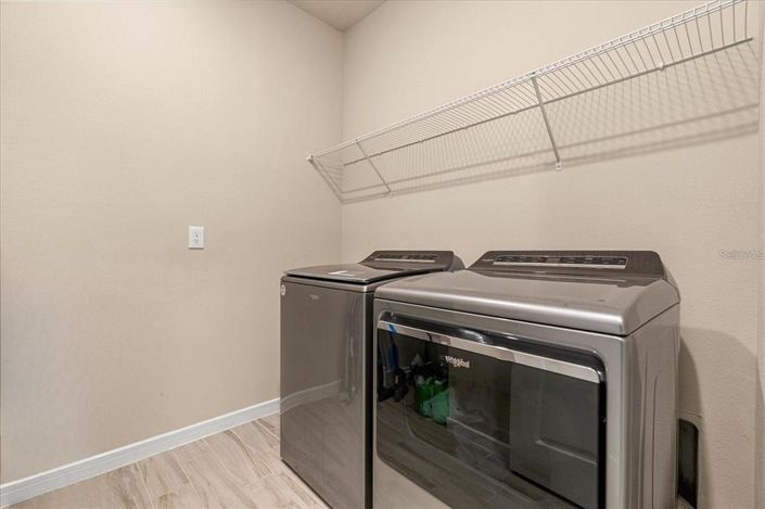 Image No.17-4 Bed Property for sale