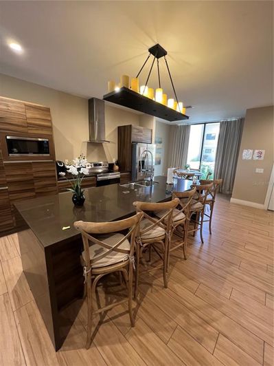 Image No.16-4 Bed Townhouse for sale