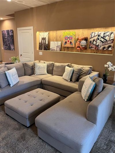 Image No.17-4 Bed Townhouse for sale