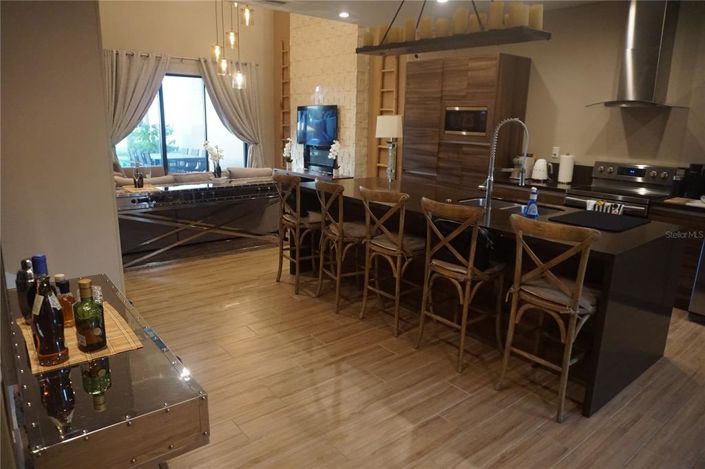 Image No.4-4 Bed Townhouse for sale