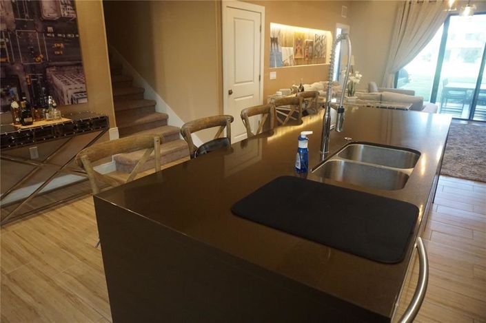 Image No.5-4 Bed Townhouse for sale