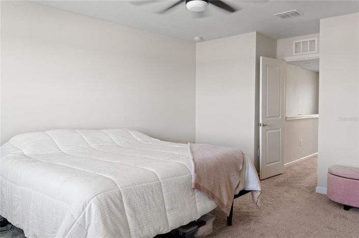 Image No.30-4 Bed Property for sale