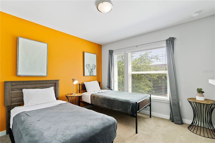 Image No.14-4 Bed Townhouse for sale