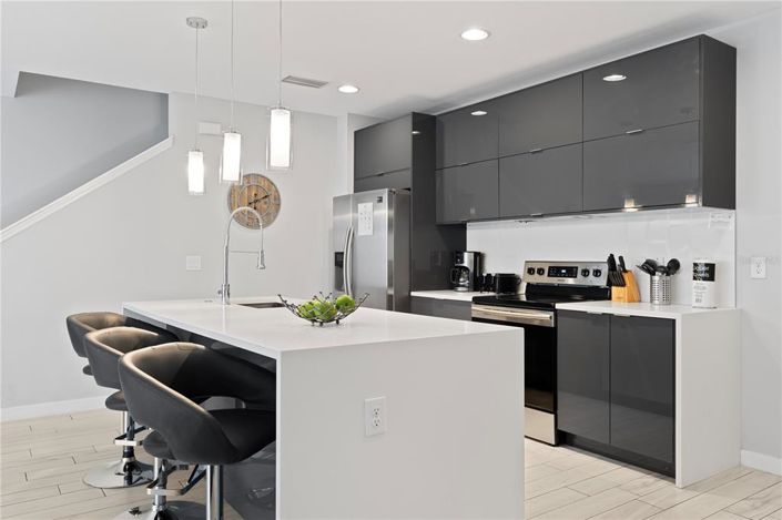 Image No.9-4 Bed Townhouse for sale