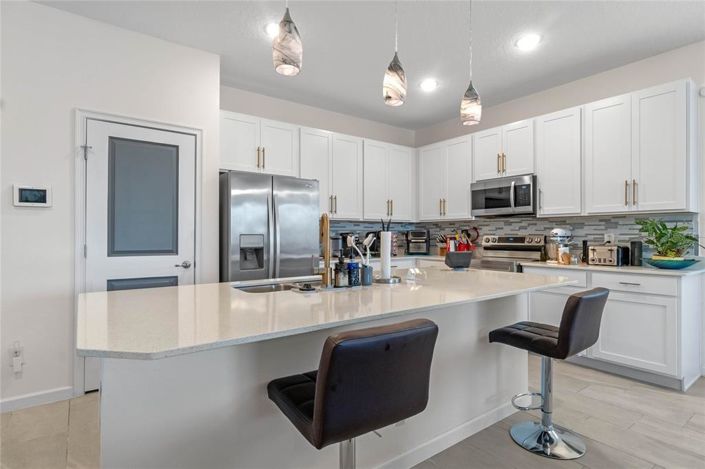 Image No.3-4 Bed Property for sale