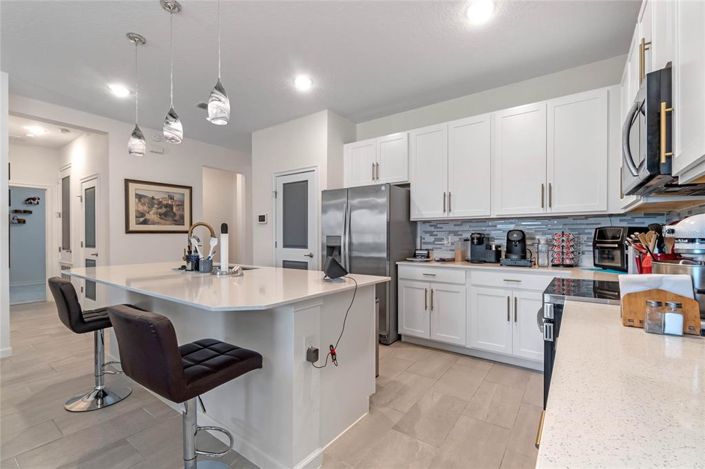 Image No.5-4 Bed Property for sale