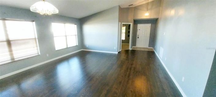 Image No.3-Propriété de 4 chambres à vendre à Clermont