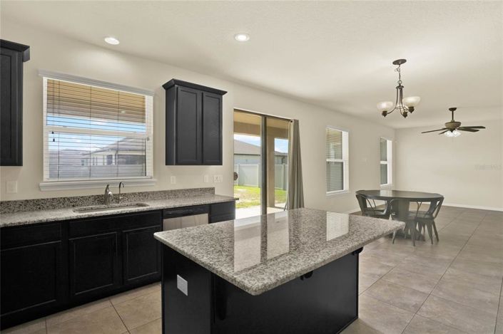 Image No.3-Propriété de 5 chambres à vendre à Kissimmee