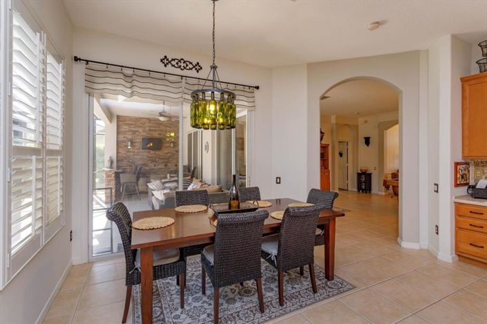 Image No.15-4 Bed Property for sale