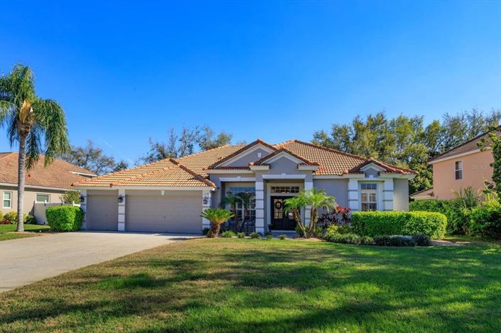 Image No.2-4 Bed Property for sale