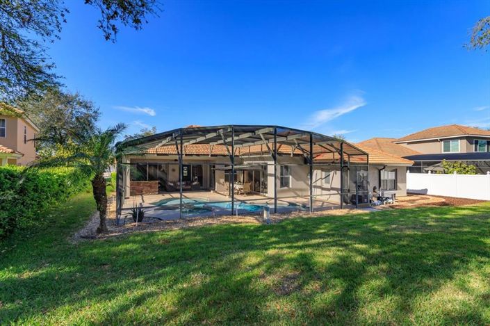 Image No.30-4 Bed Property for sale