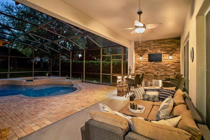 Image No.33-4 Bed Property for sale