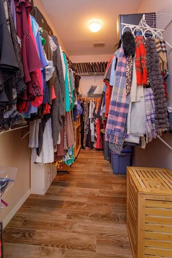 Image No.39-4 Bed Property for sale