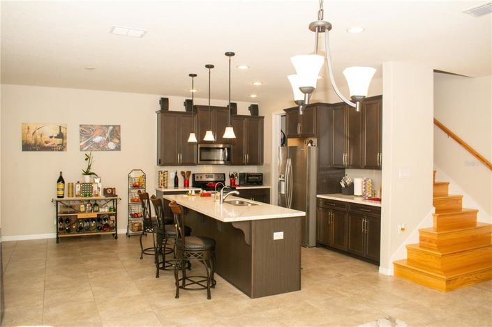 Image No.10-4 Bed Property for sale