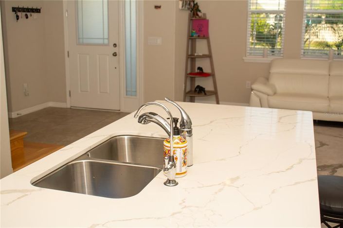 Image No.16-4 Bed Property for sale