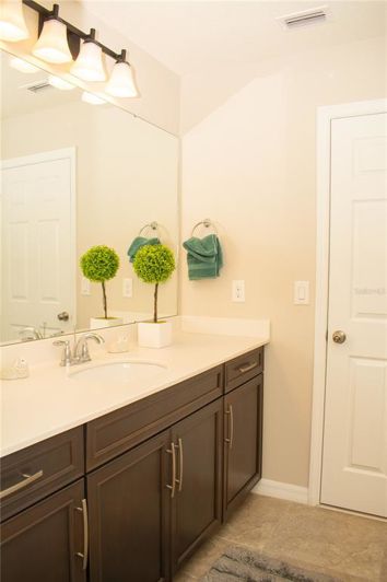 Image No.47-4 Bed Property for sale