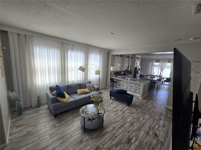 Image No.14-3 Bed Property for sale