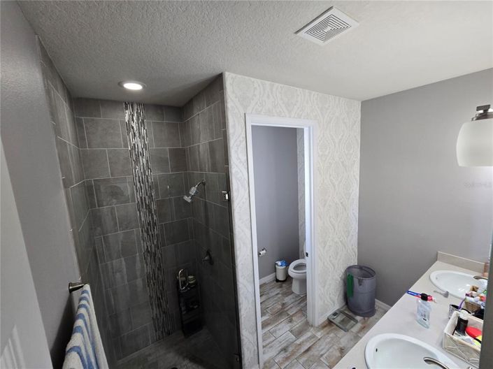 Image No.31-3 Bed Property for sale