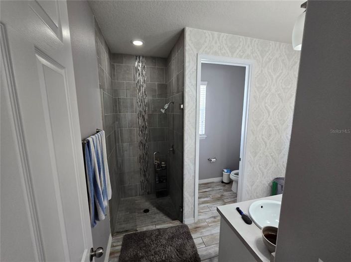 Image No.34-3 Bed Property for sale