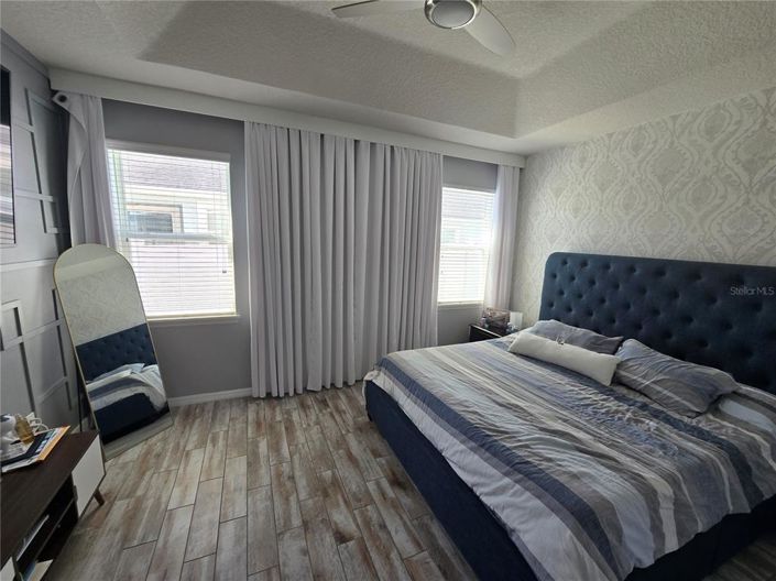 Image No.40-3 Bed Property for sale