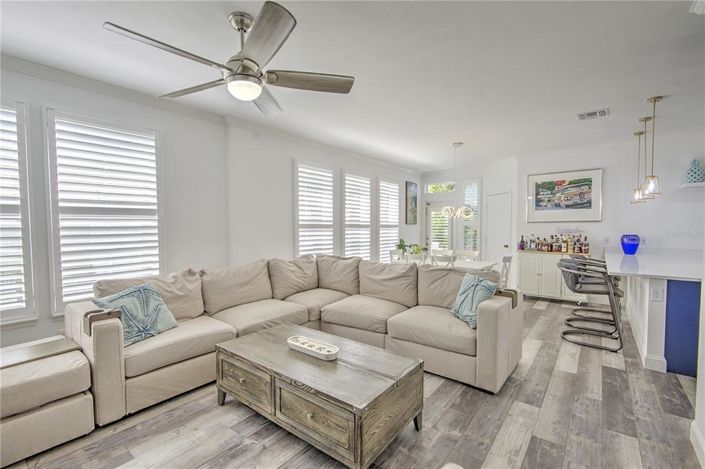 Image No.12-4 Bed Property for sale