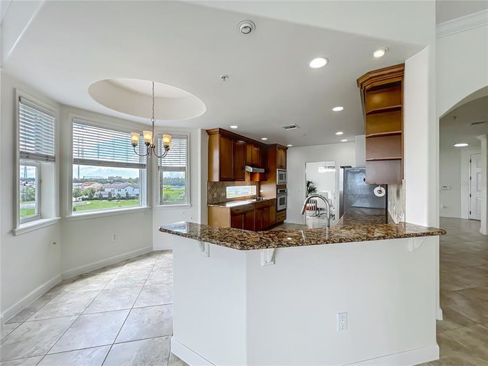 Image No.10-3 Bed Property for sale