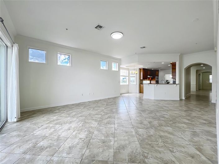 Image No.9-3 Bed Property for sale