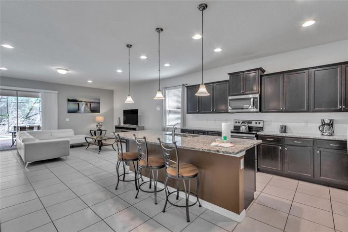 Image No.7-Propriété de 8 chambres à vendre à Kissimmee