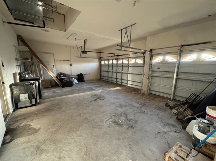 Image No.28-4 Bed Property for sale