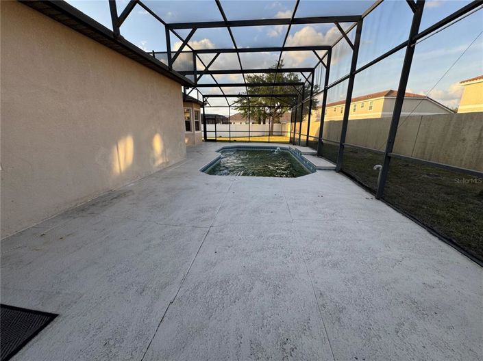 Image No.39-4 Bed Property for sale