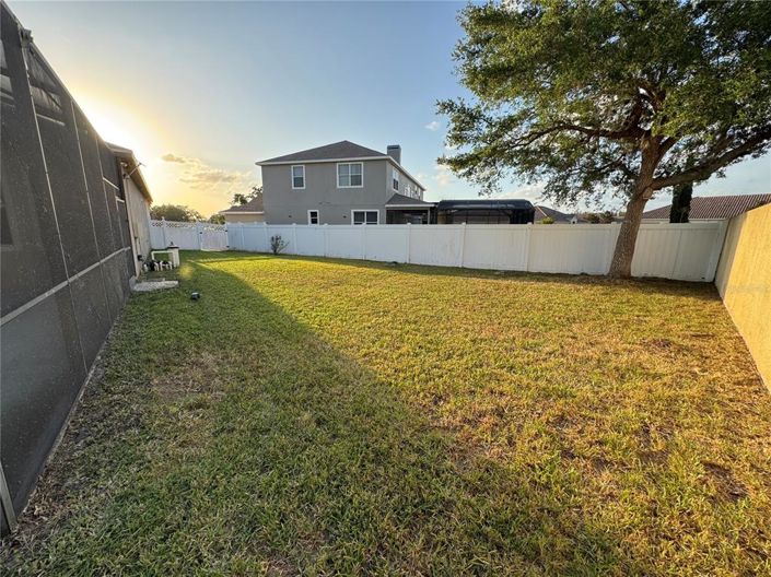 Image No.40-4 Bed Property for sale