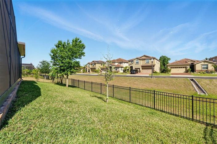 Image No.35-4 Bed Property for sale