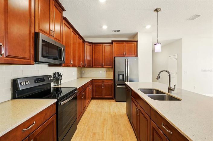 Image No.9-4 Bed Property for sale