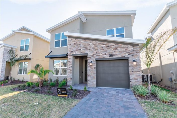 Image No.1-Propriété de 5 chambres à vendre à Osceola County