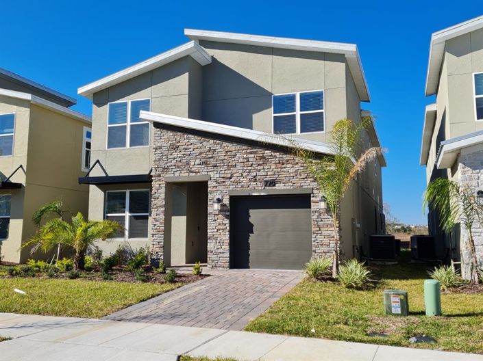 Image No.2-5 Bed Property for sale