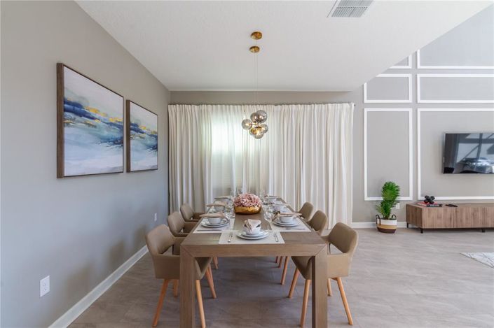 Image No.20-5 Bed Property for sale