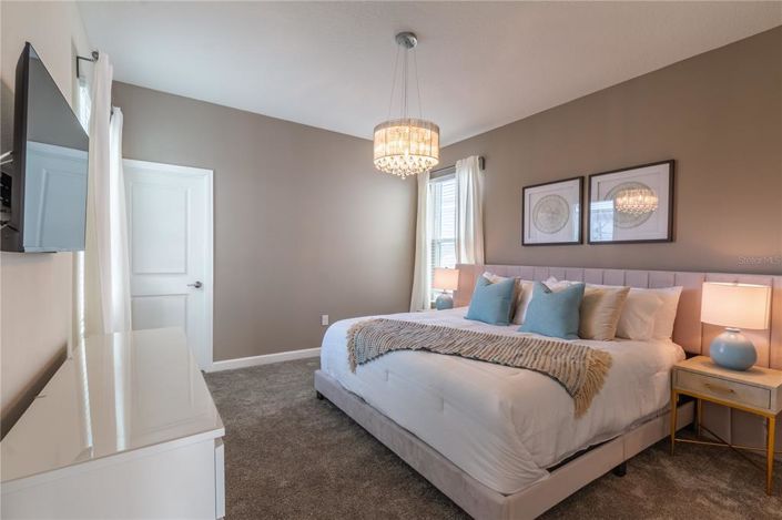 Image No.7-5 Bed Property for sale