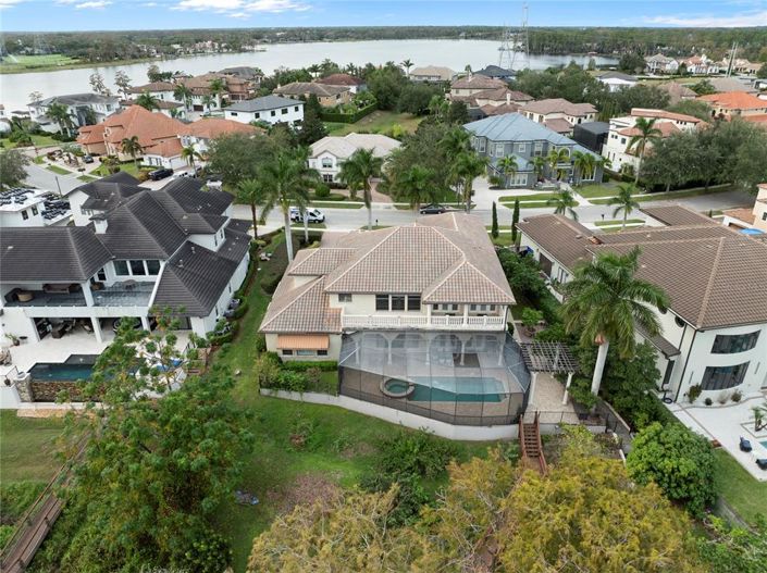 Image No.37-6 Bed Property for sale