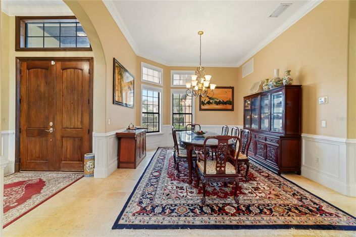 Image No.7-6 Bed Property for sale