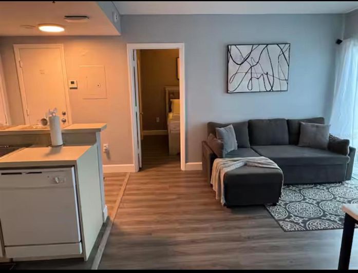 Image No.4-2 Bed Property for sale