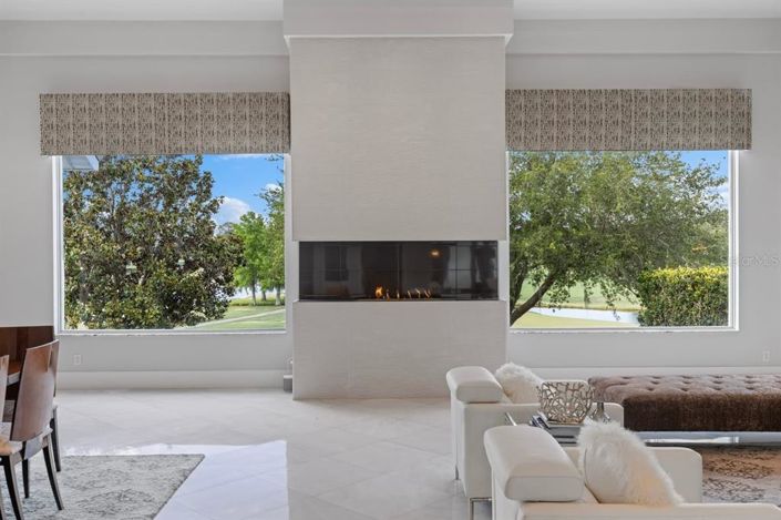 Image No.11-6 Bed Property for sale