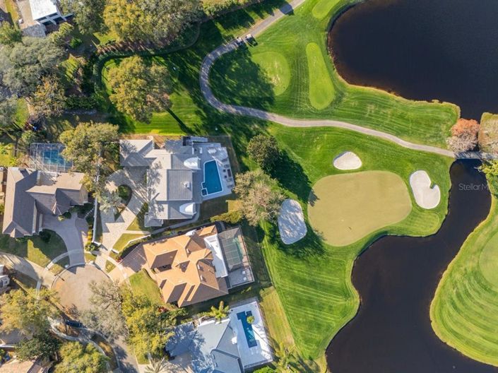 Image No.5-6 Bed Property for sale