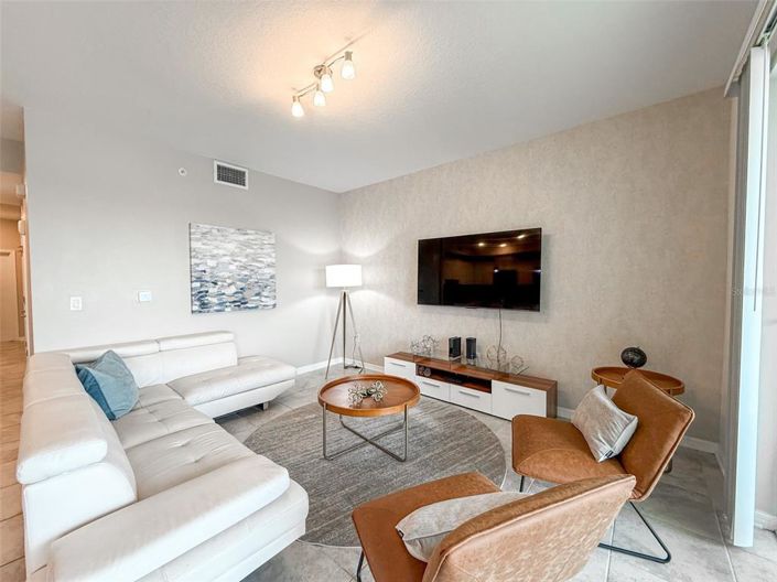 Image No.4-Propriété de 2 chambres à vendre à Kissimmee